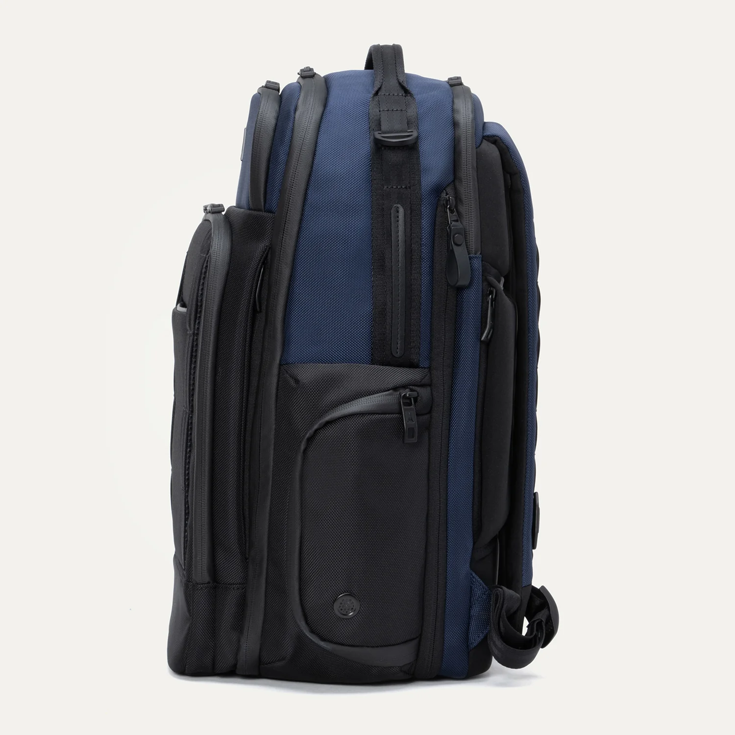 Altitude™ Large Expandable Laptop Backpack 30-36L - Image 19