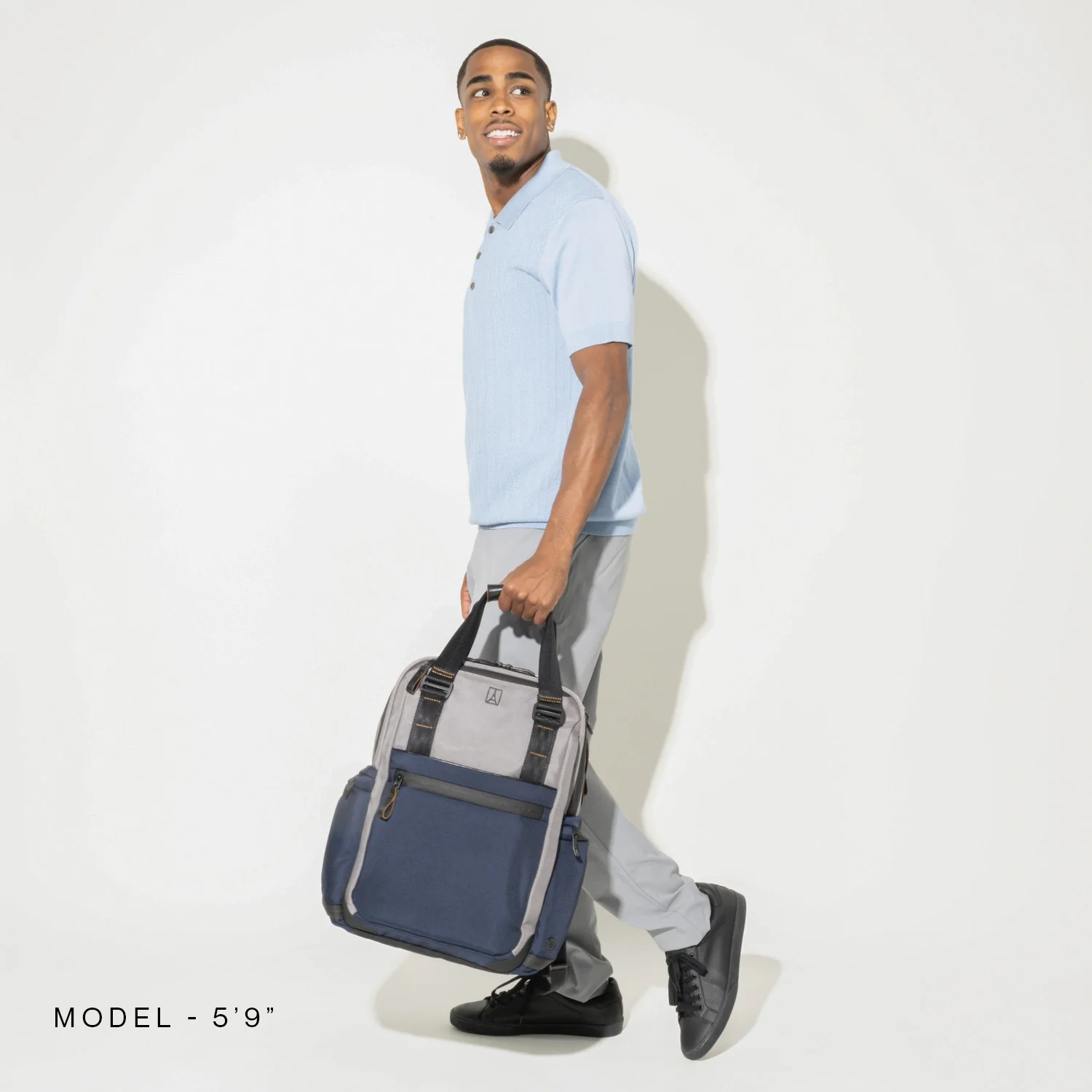 Altitude™ Medium Expandable Laptop Backpack 25-30L - Image 40
