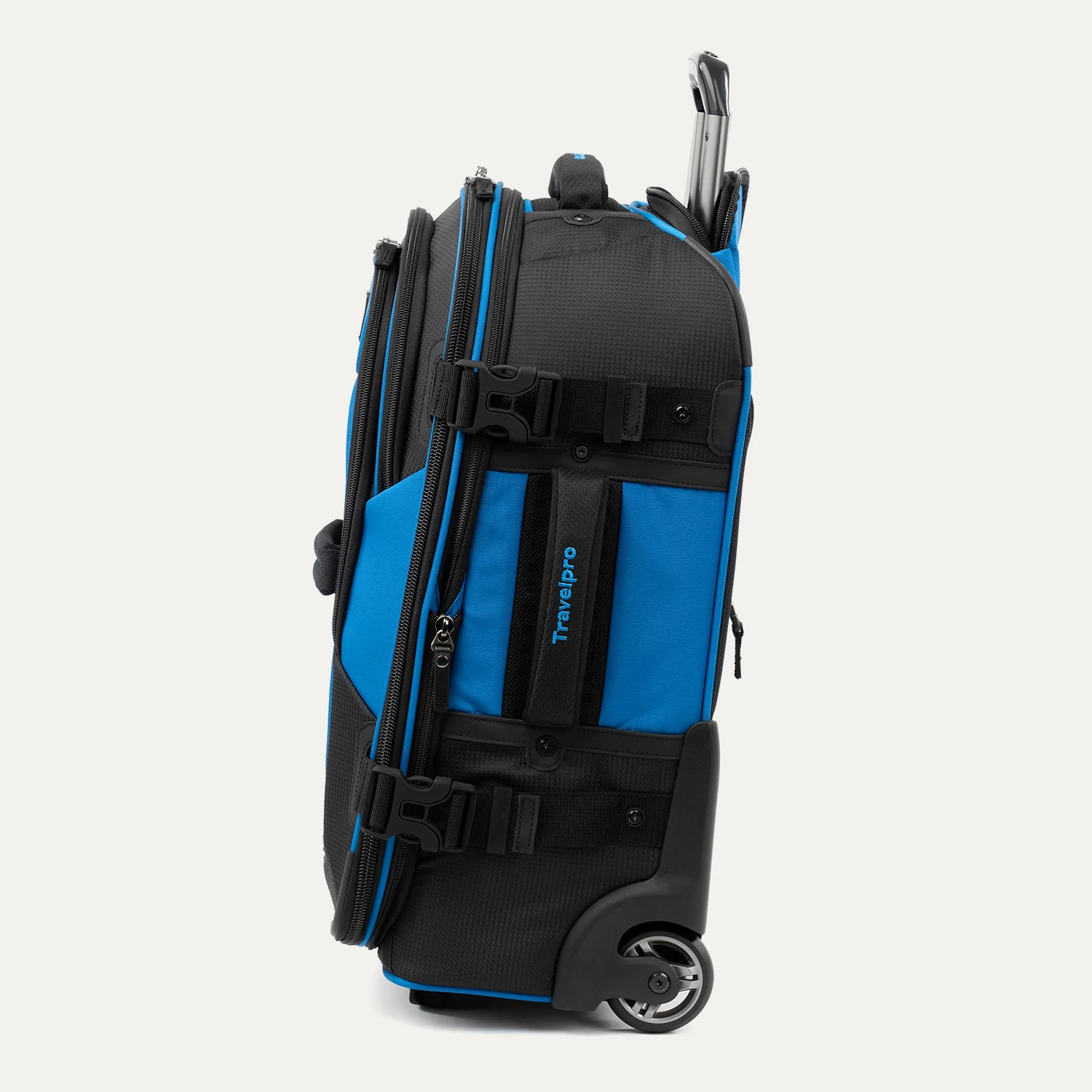 Bold™ By Travelpro® Carry-On Rollaboard® - Image 9