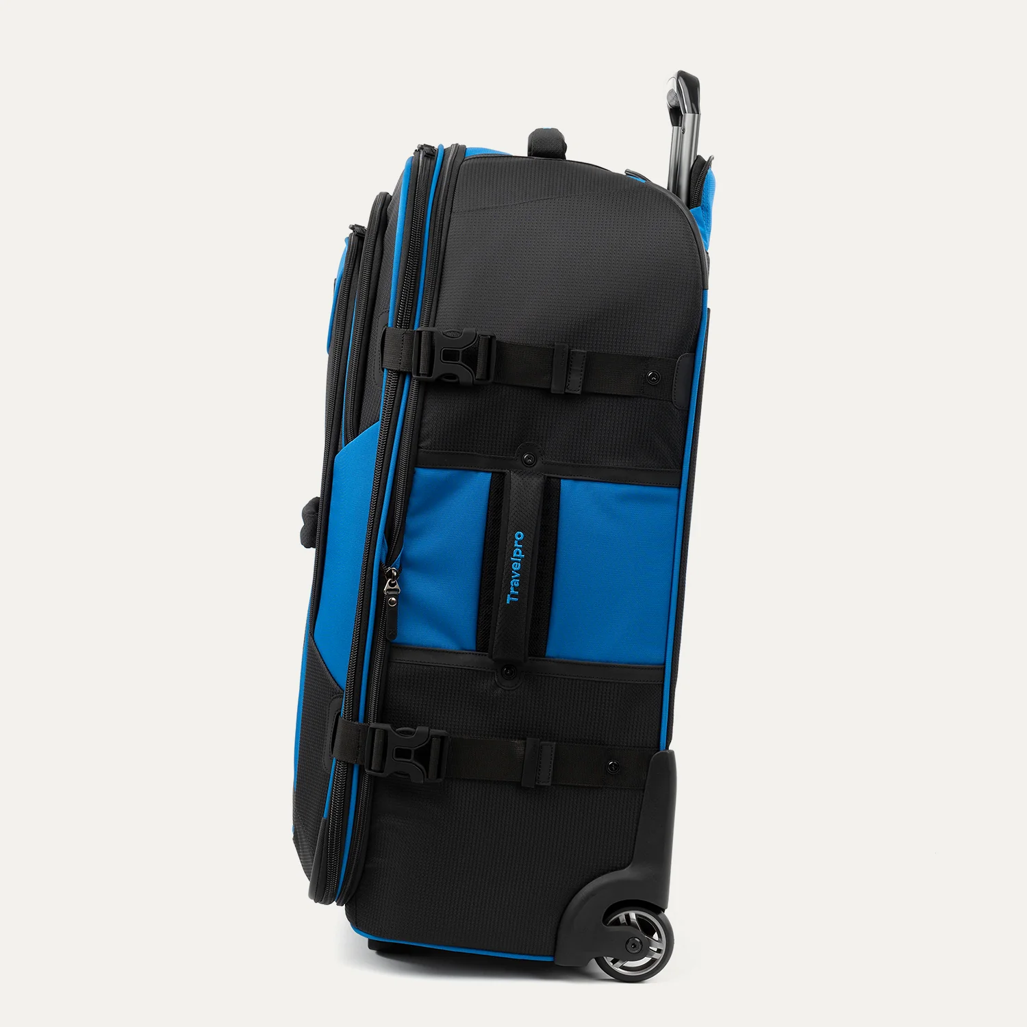 Bold™ By Travelpro® Large Check-In Rollaboard® - Image 5