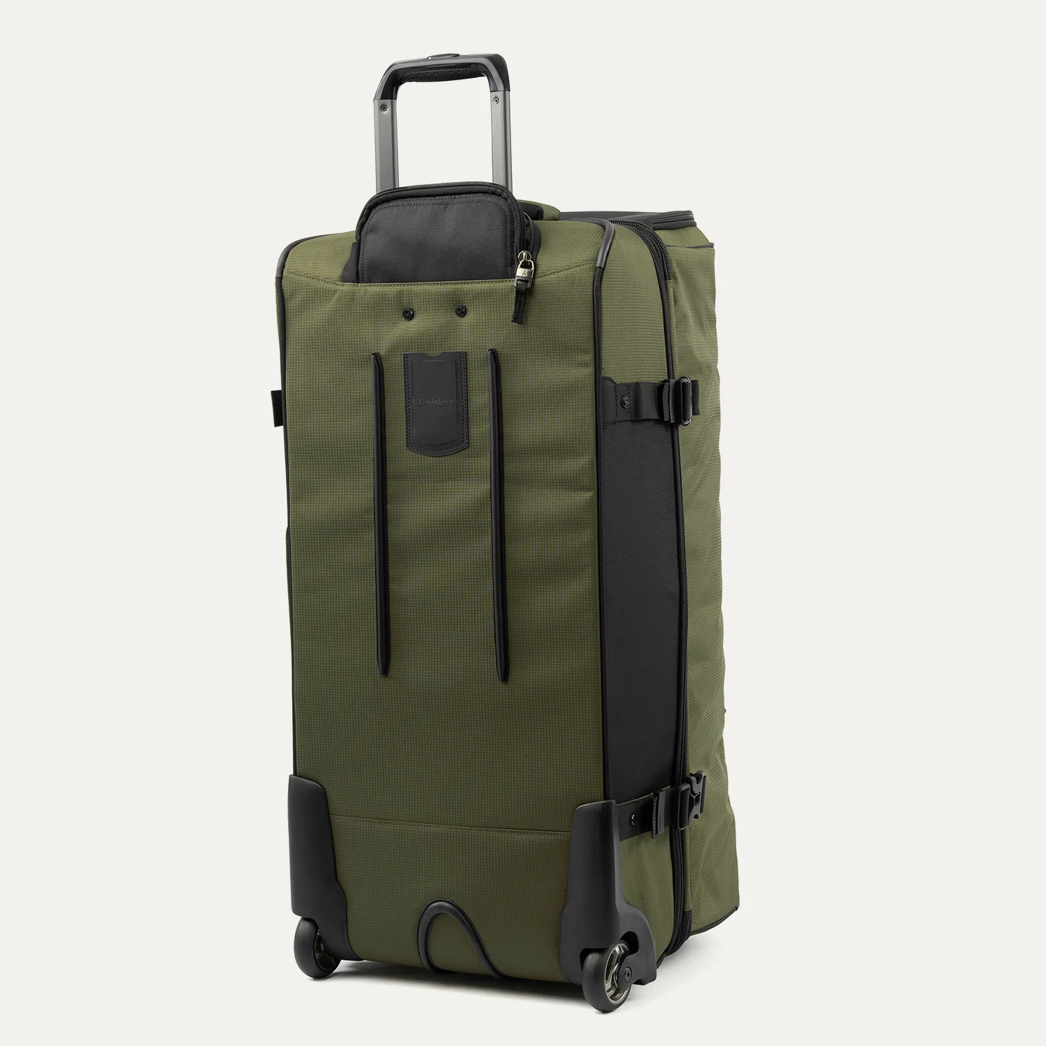 Bold™ by Travelpro® Large Check-In Drop-Bottom Rolling Duffel - Image 17