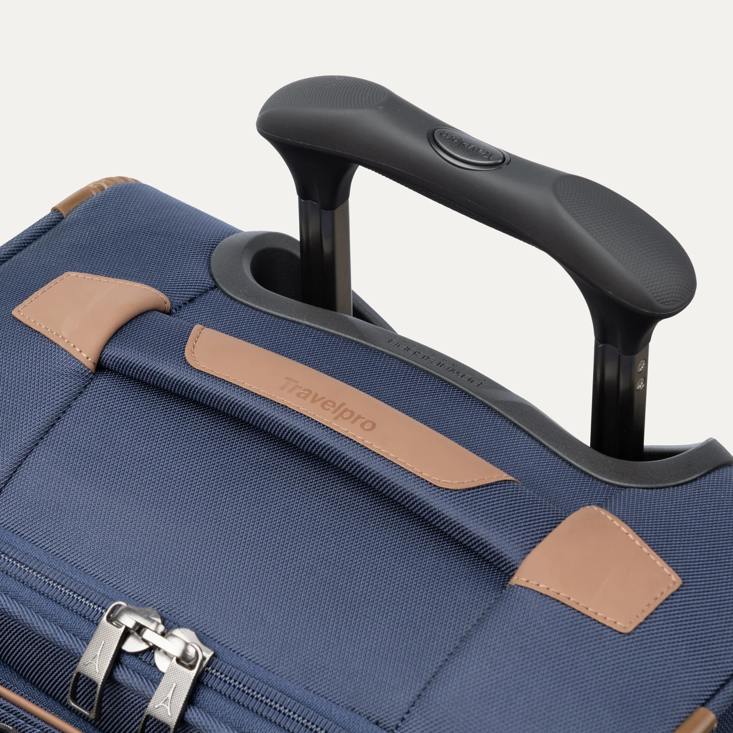 Crew™ Classic Carry-On Spinner - Image 39