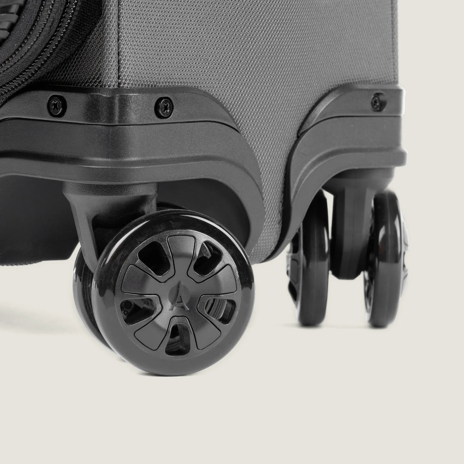 Crew™ Classic Compact Carry-On Spinner - Image 19