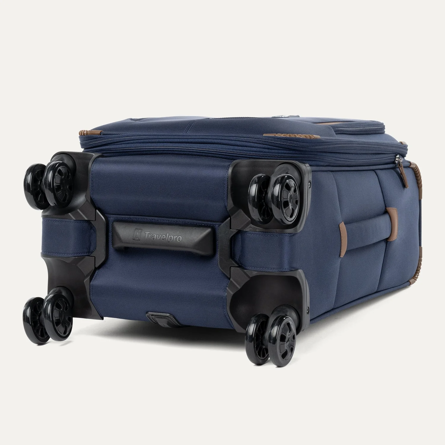 Crew™ Classic Carry-On / Large Check-In Set - Image 24