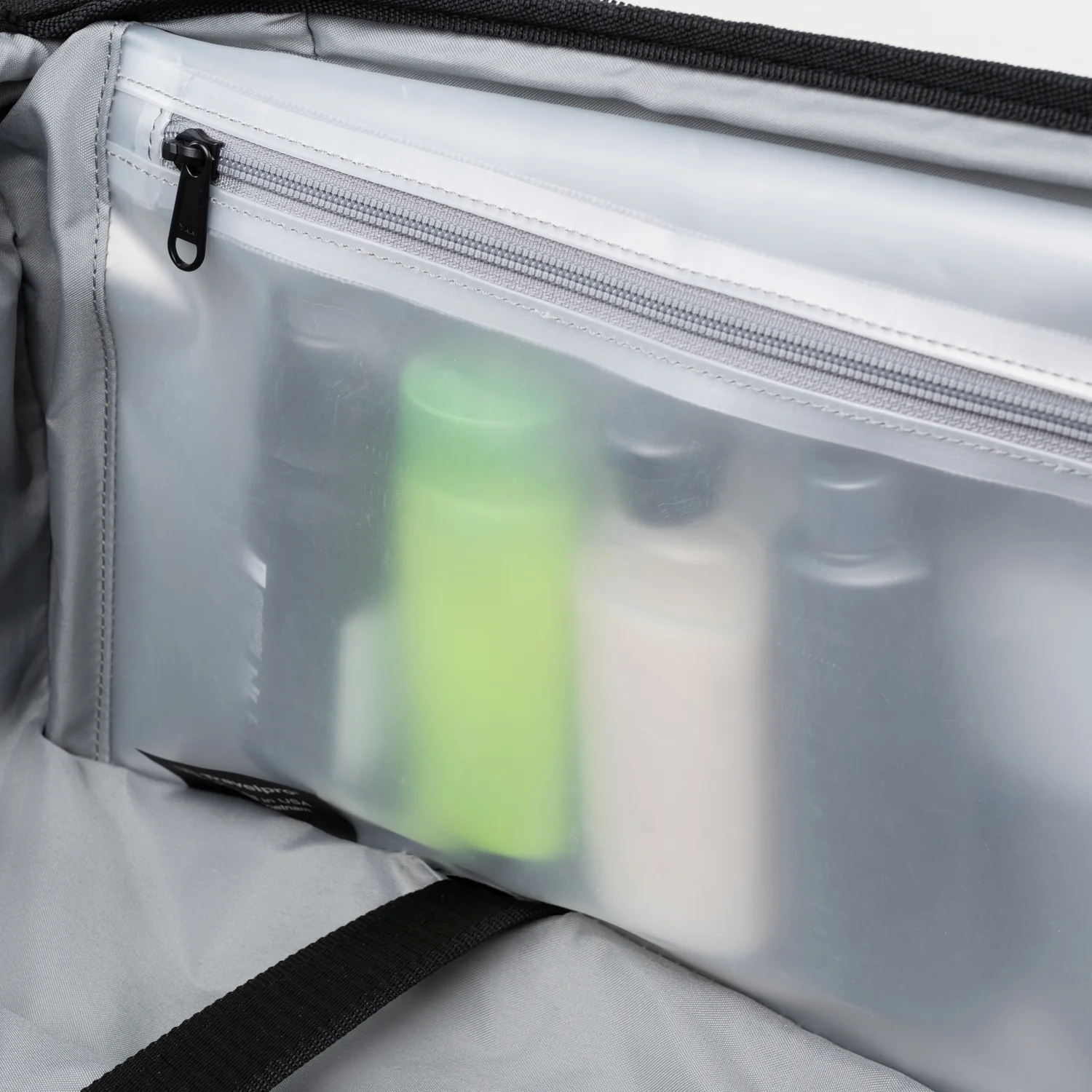 Crew™ Classic Carry- On / Medium / Large Set - Image 5