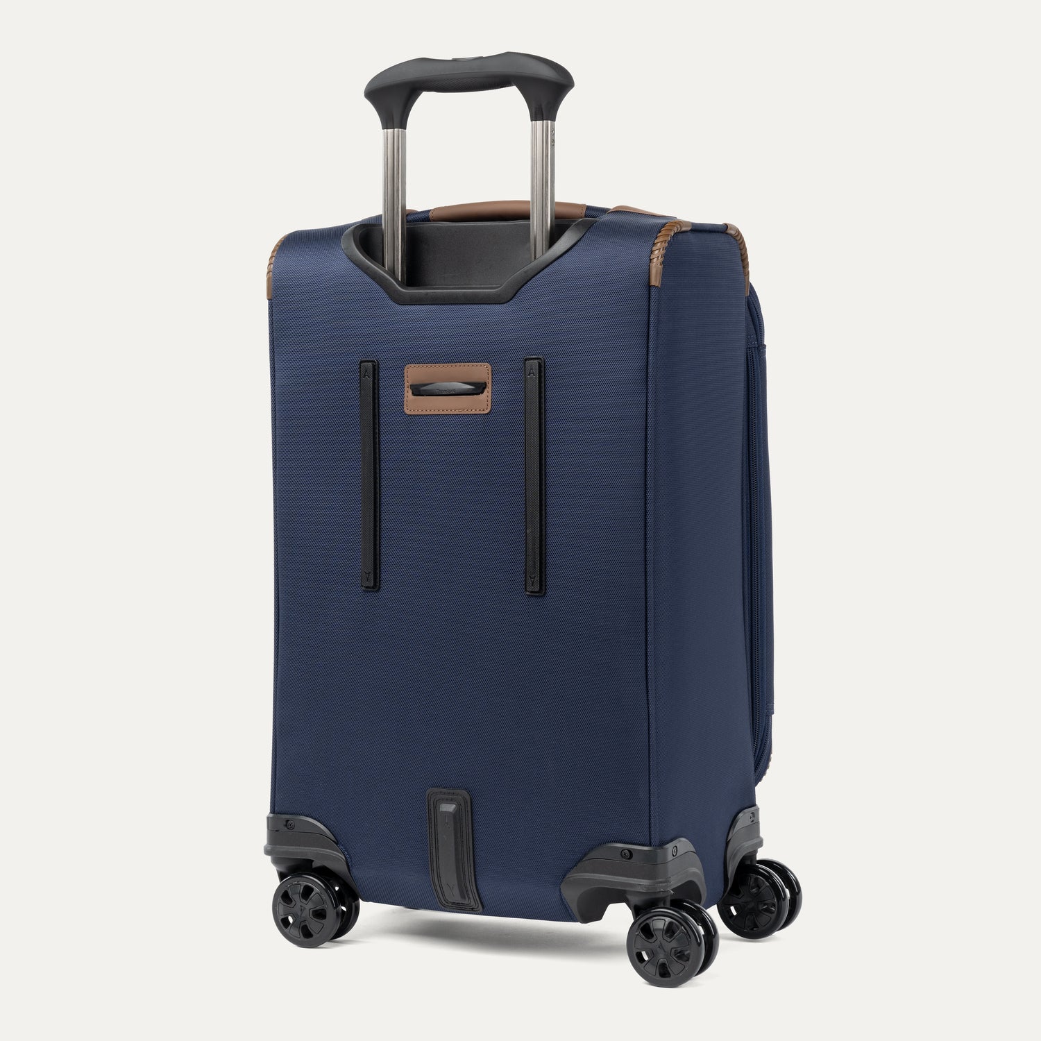 Jetsetter - Travelpro® Crew Classic Carry-On / Medium Check-In / UnderSeat Tote Set - Image 5