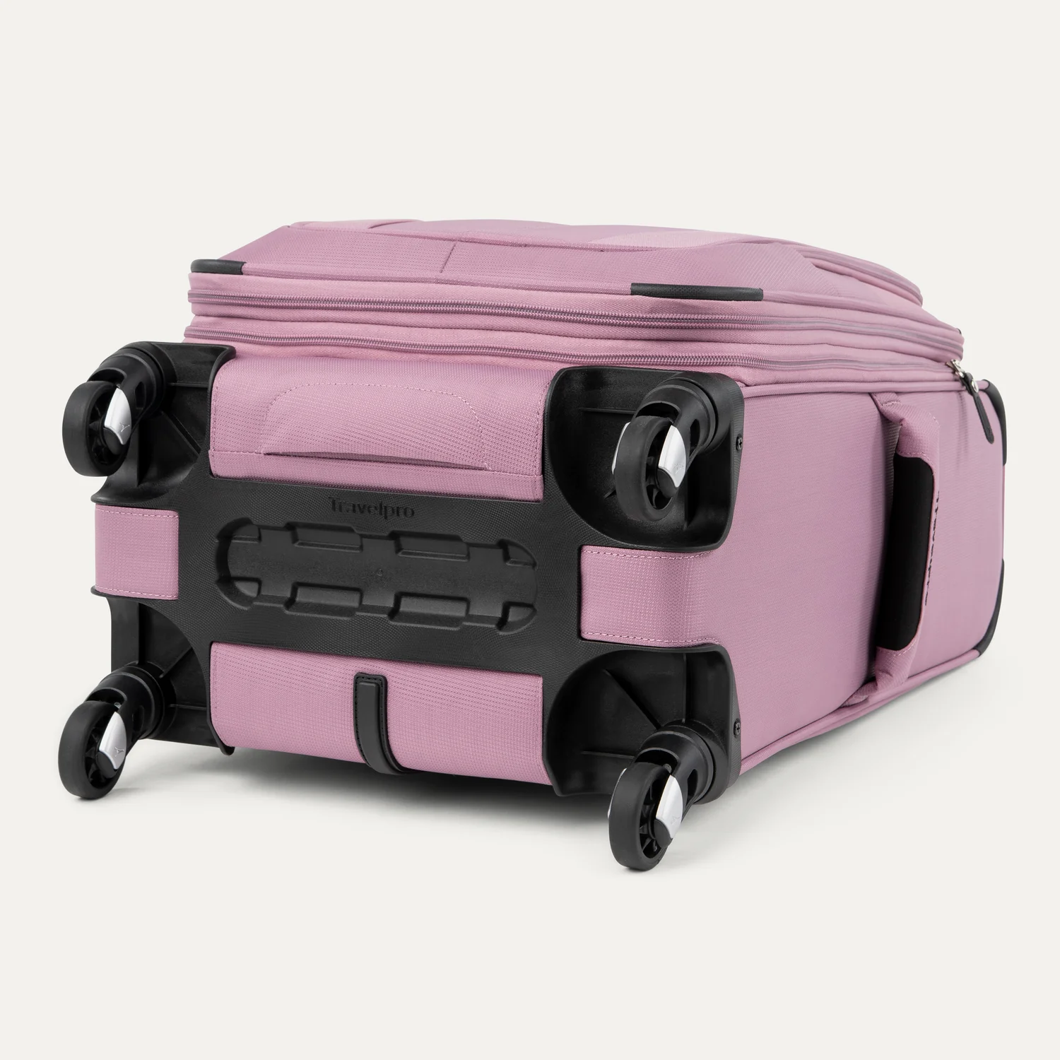 Maxlite® 5 Carry-On Spinner - Image 30
