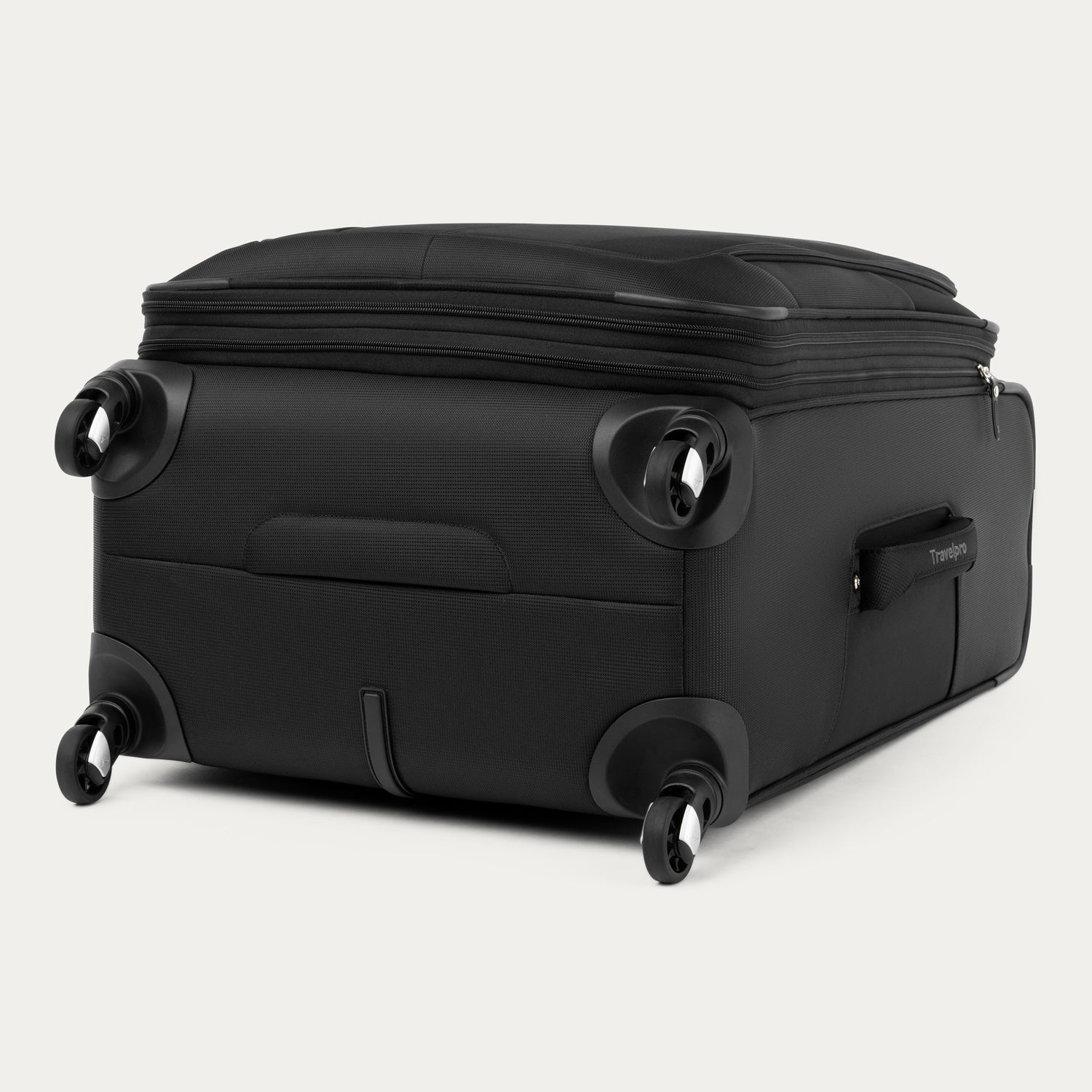 Maxlite® 5 Medium Check-In Spinner - Image 14