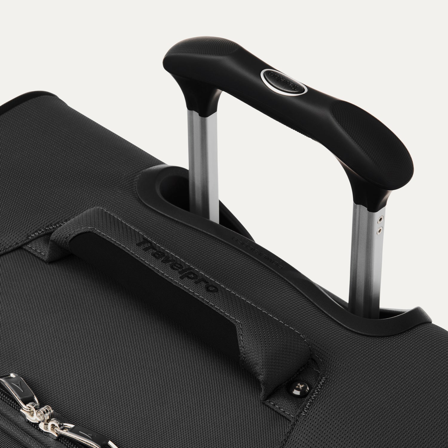 Maxlite® 5 Medium Check-In Spinner - Image 15
