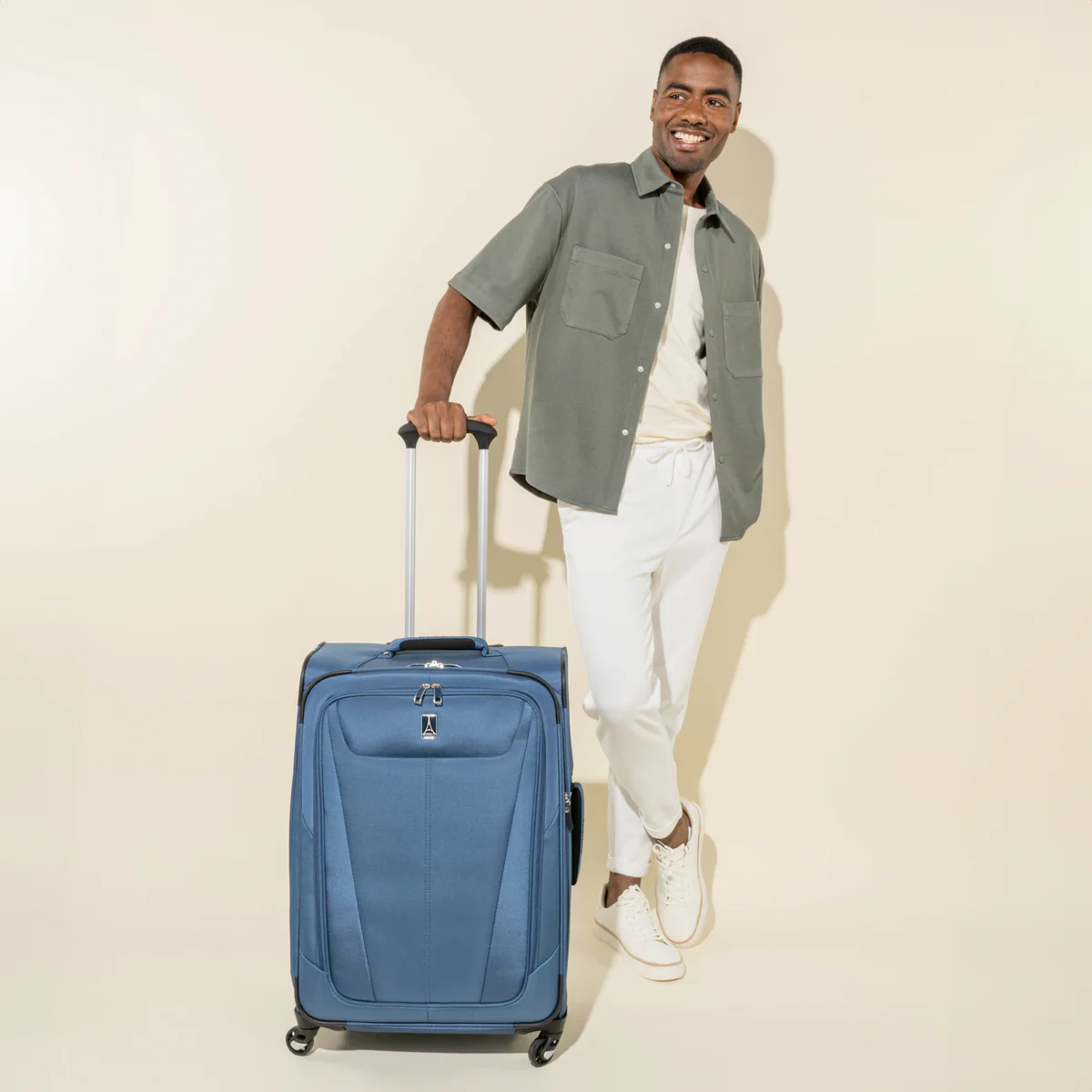 Maxlite® 5 Medium Check-In Spinner - Image 20