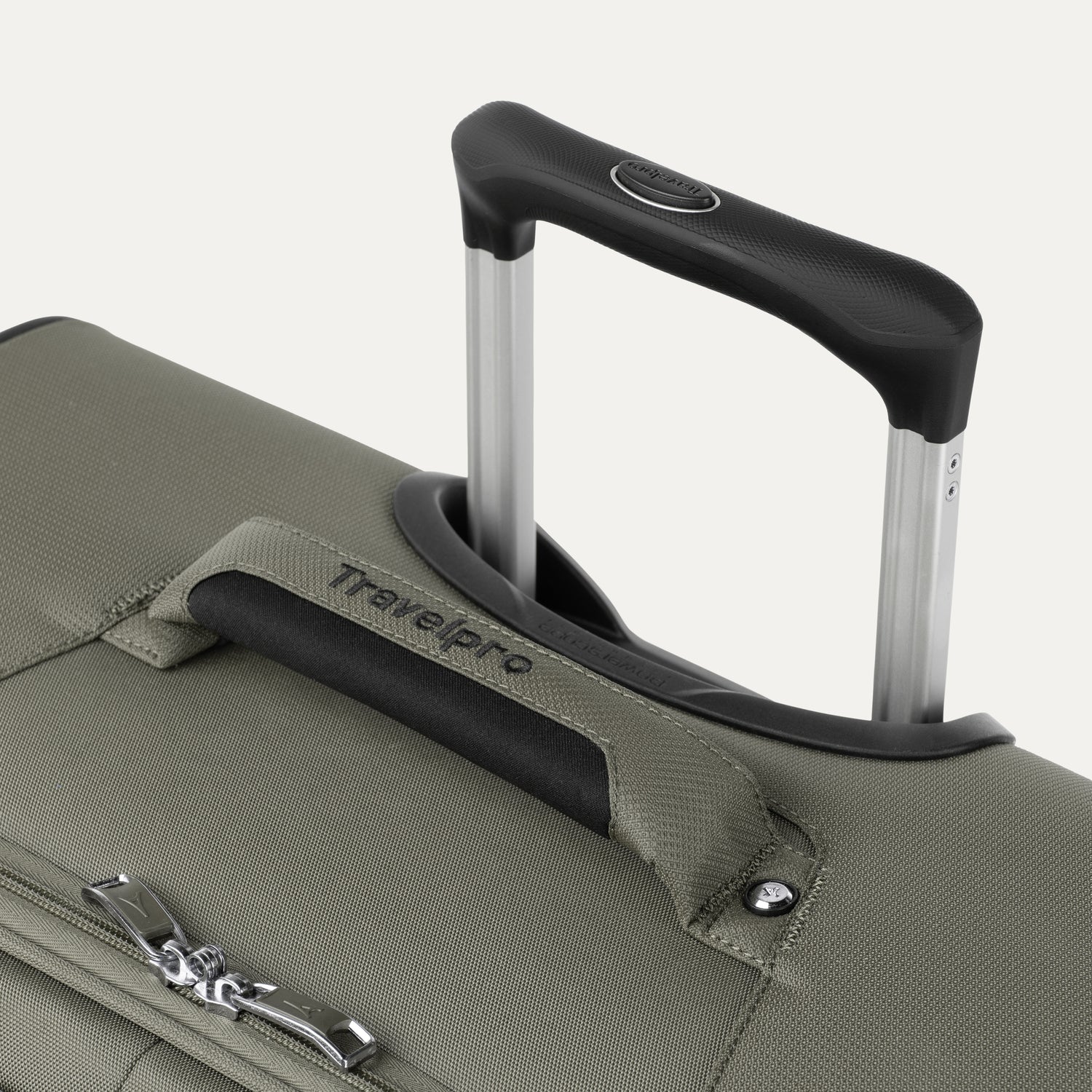 Maxlite® 5 Medium Check-In Rollaboard® - Image 15