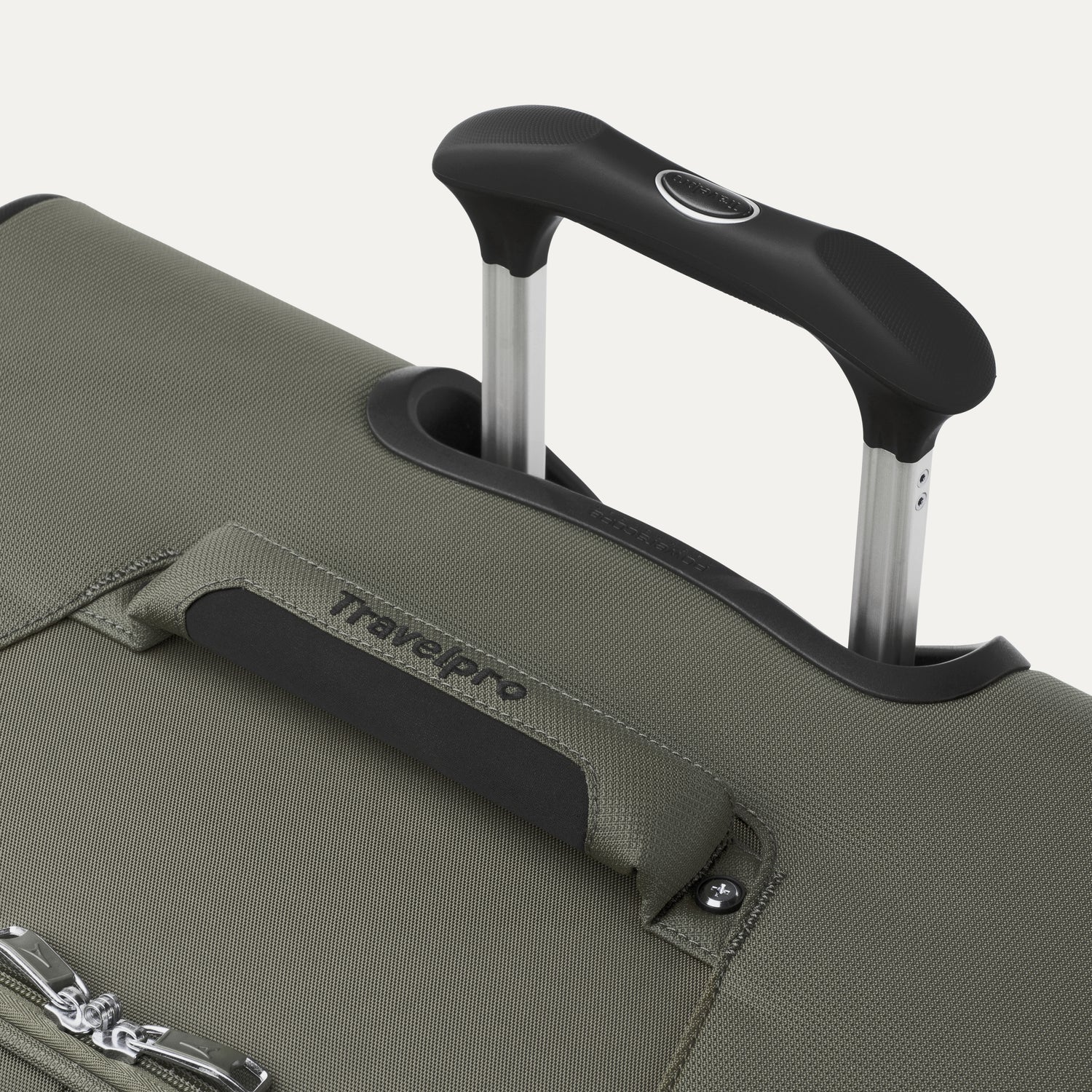 Maxlite® 5 Large Check-In Spinner - Image 22