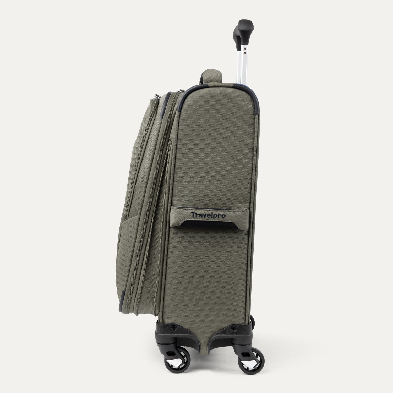 Maxlite® 5 Compact Carry-On Spinner - Image 11