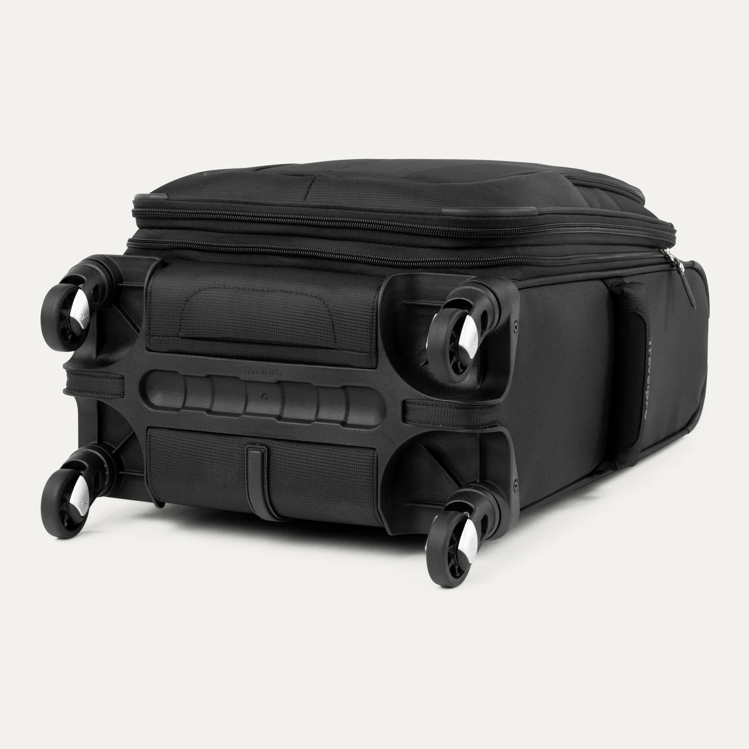 Maxlite® 5 Compact Carry-On Spinner - Image 6