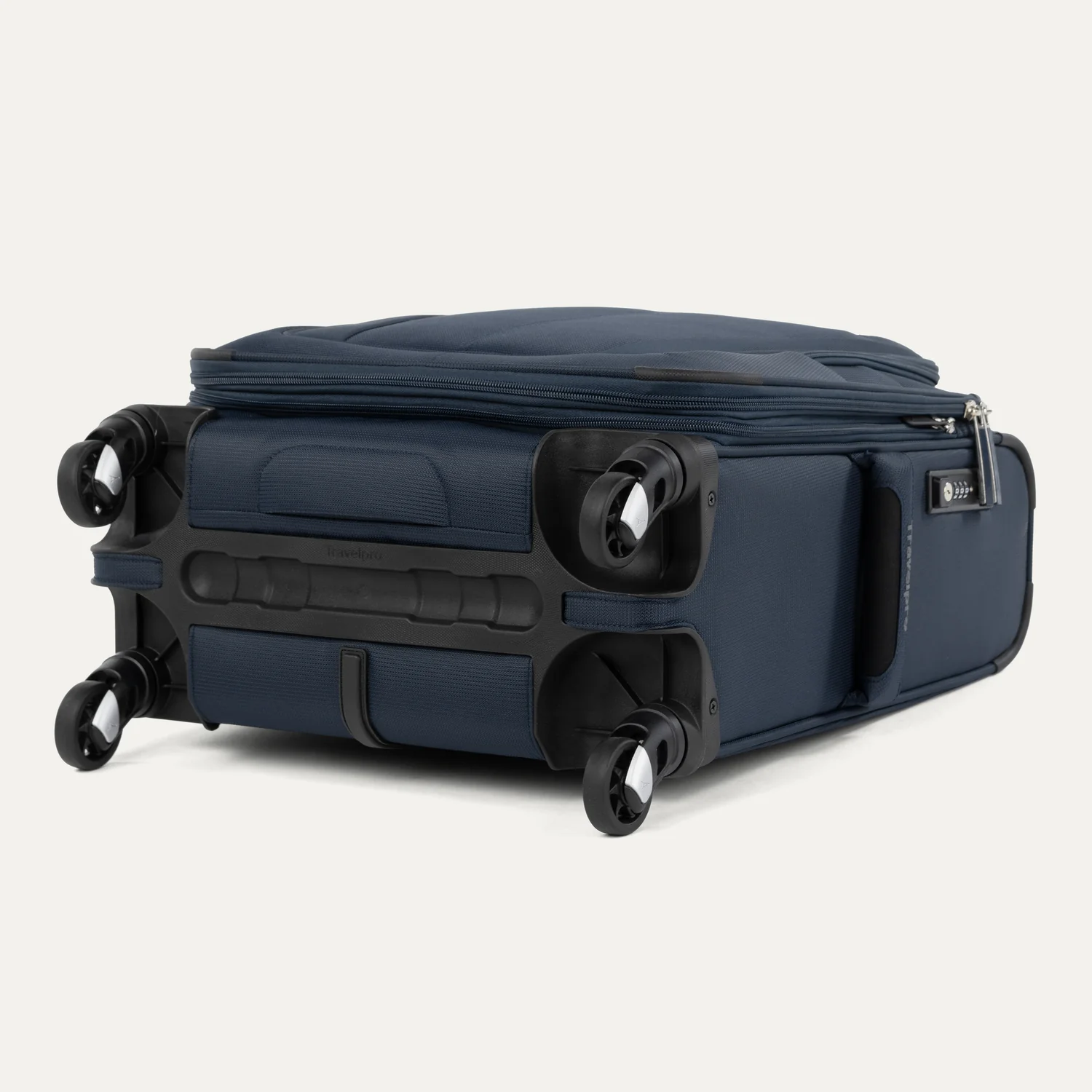 Maxlite® 5 International Carry-On Spinner - Image 14