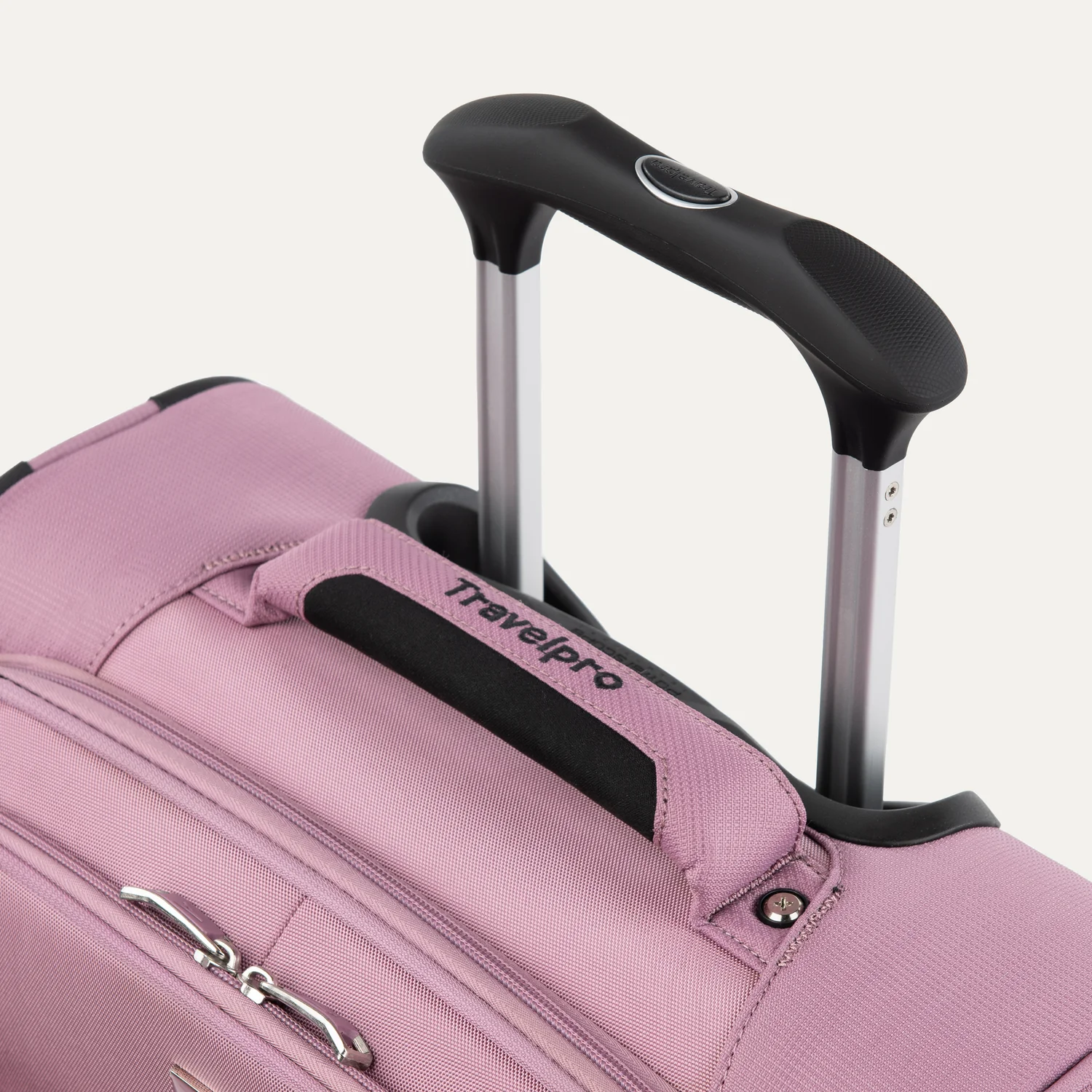 Maxlite® 5 International Carry-On Spinner - Image 32