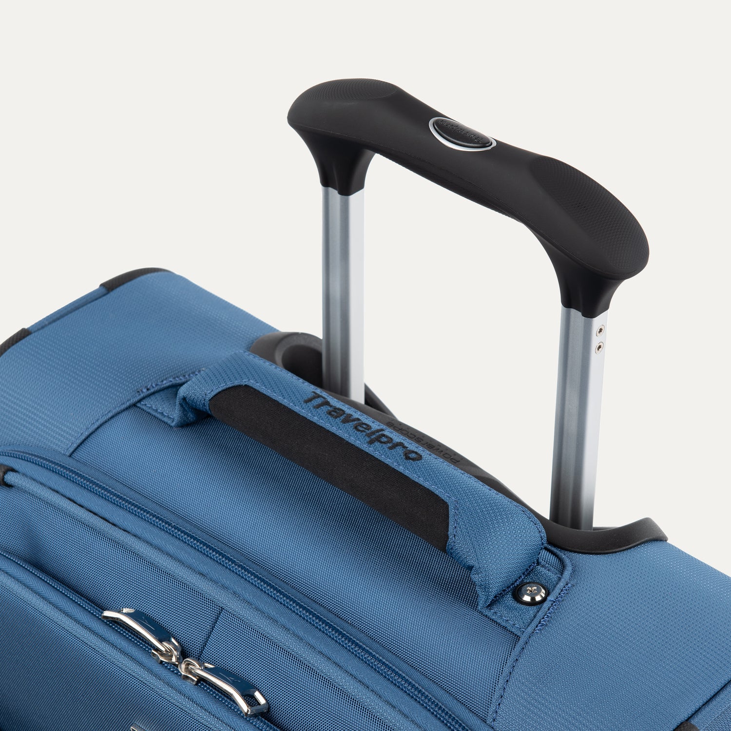 Maxlite® 5 International Carry-On Spinner - Image 39