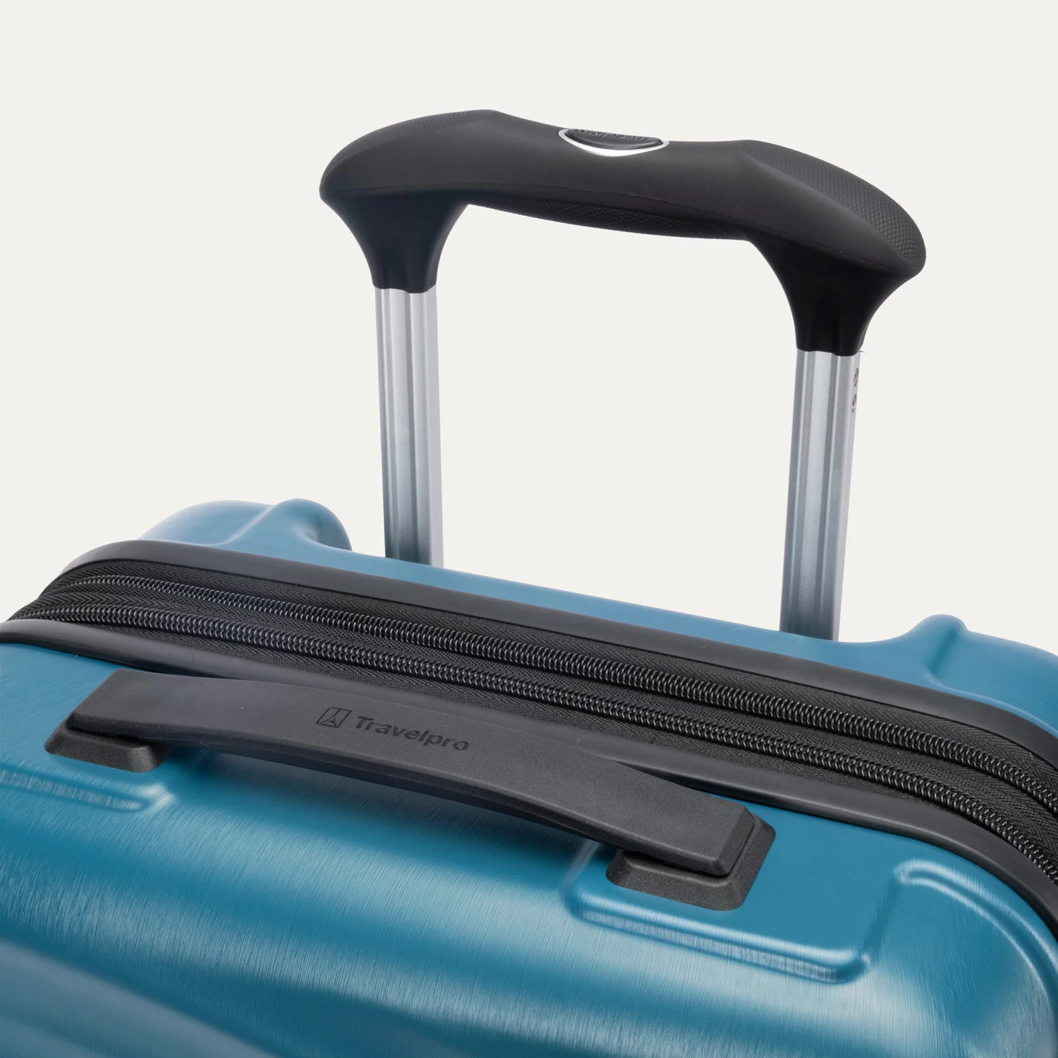 Maxlite® Air V2 Compact Carry-On Hardside Spinner - Image 17