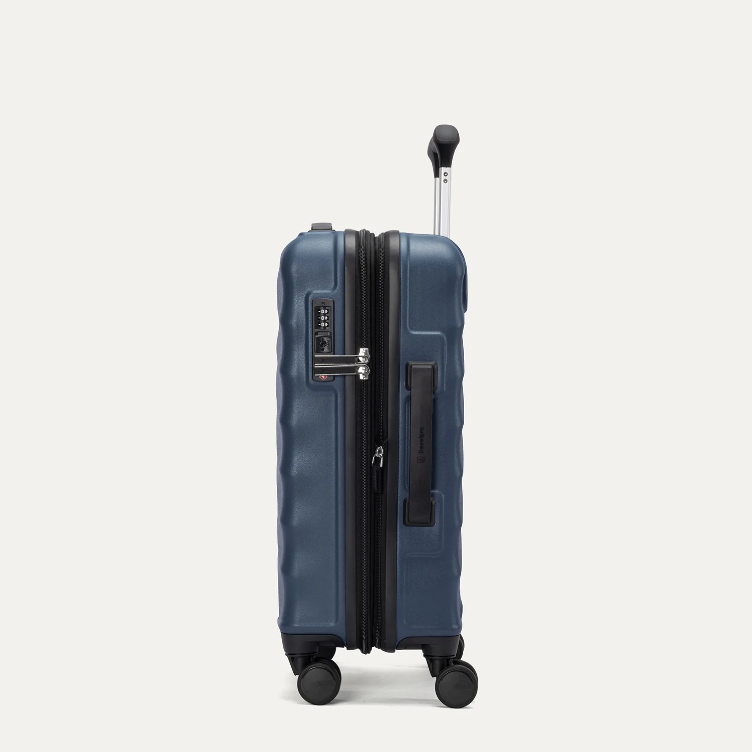 Maxlite® Air V2 Compact Carry-On Hardside Spinner - Image 3