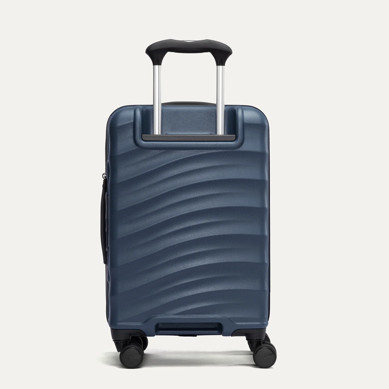 Maxlite® Air V2 Compact Carry-On Hardside Spinner - Image 5