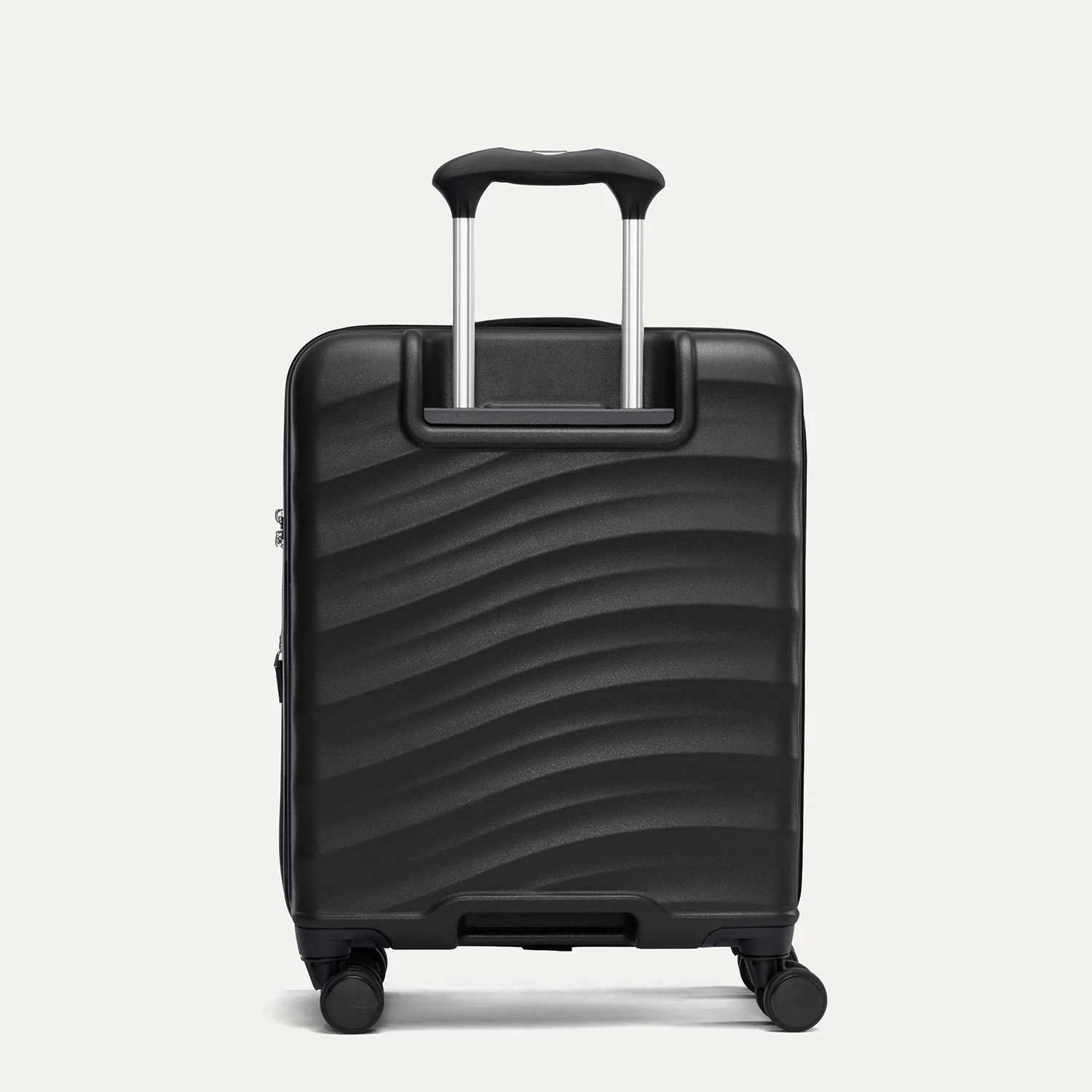 Maxlite® Air V2 International Carry-On Hardside Spinner - Image 5