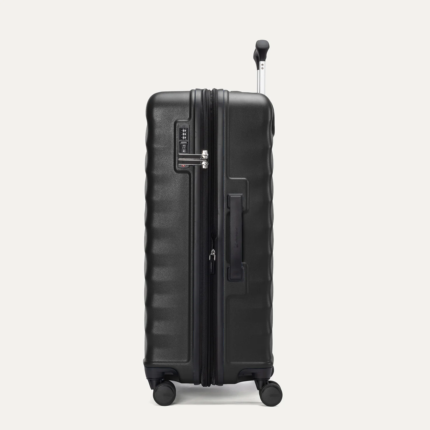 Maxlite® Air V2 Medium Check-In Hardside Spinner - Image 31