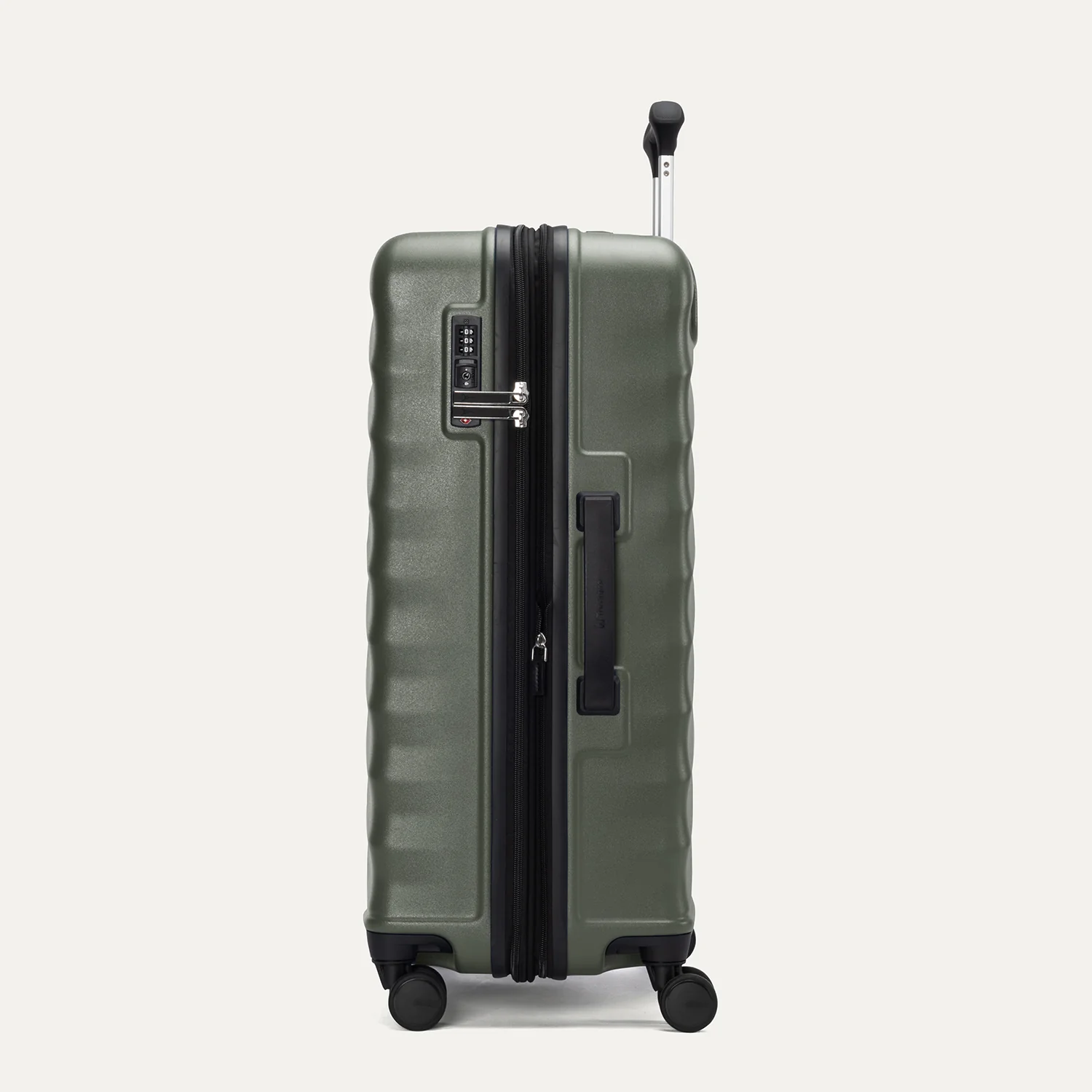 Maxlite® Air V2 Medium Check-In Hardside Spinner - Image 39