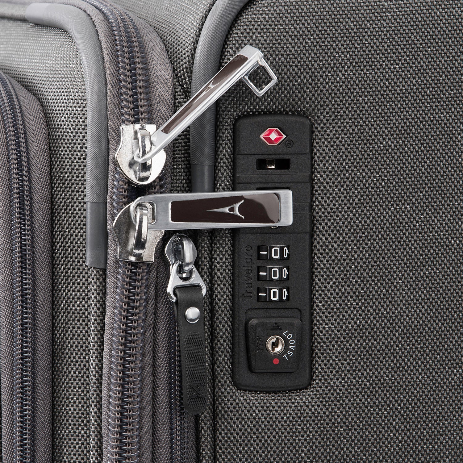 Platinum® Elite Medium Check-In Spinner - Image 31