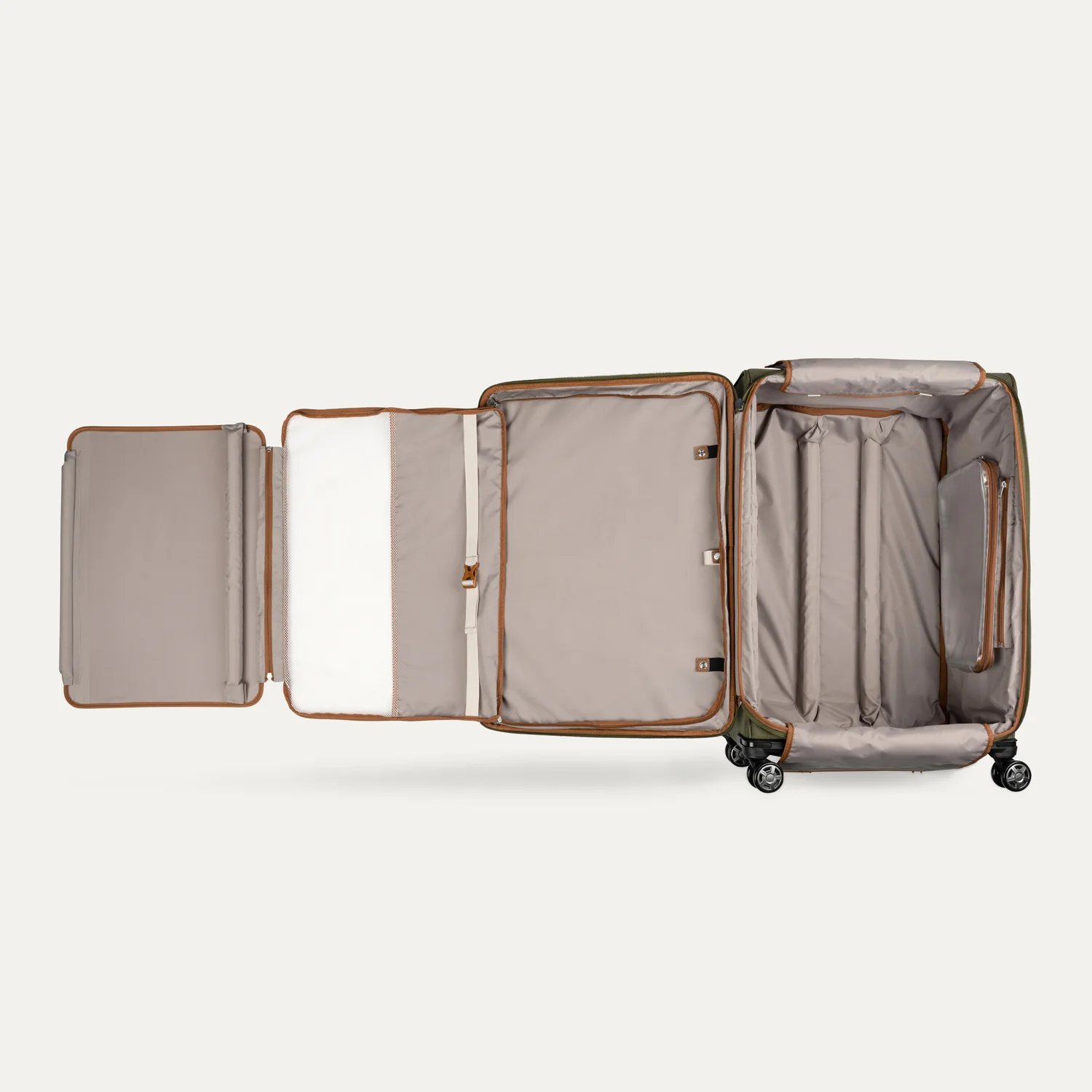 Platinum® Elite Large Check-In Spinner - Image 30