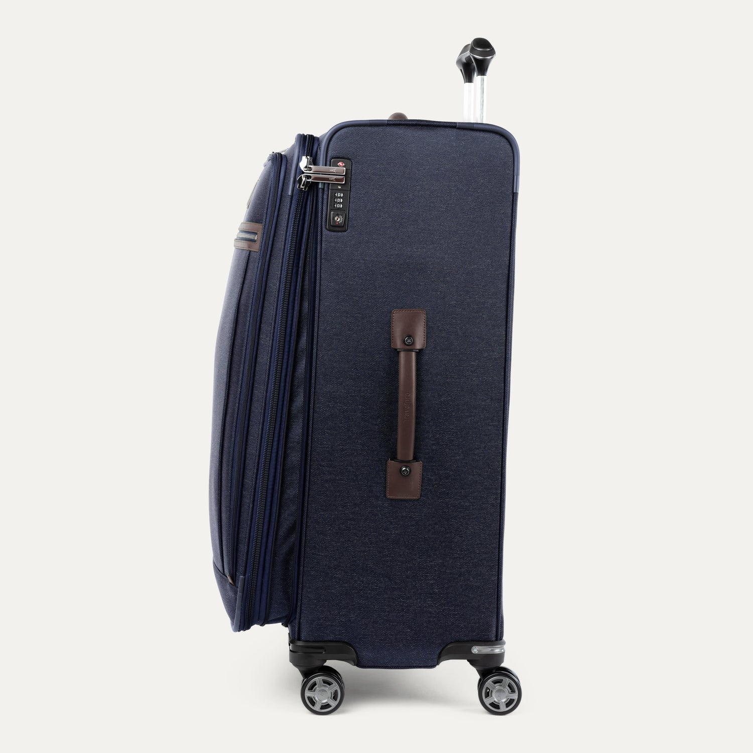 Platinum® Elite Large Check-In Spinner - Image 44