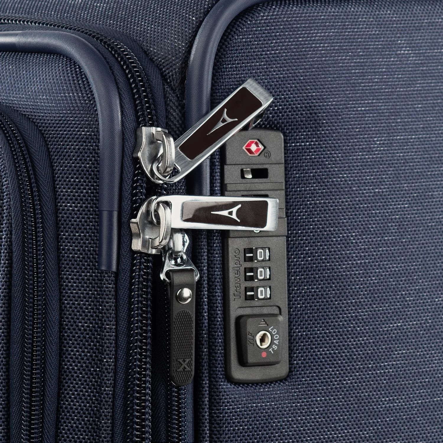 Platinum® Elite Large Check-In Spinner - Image 49