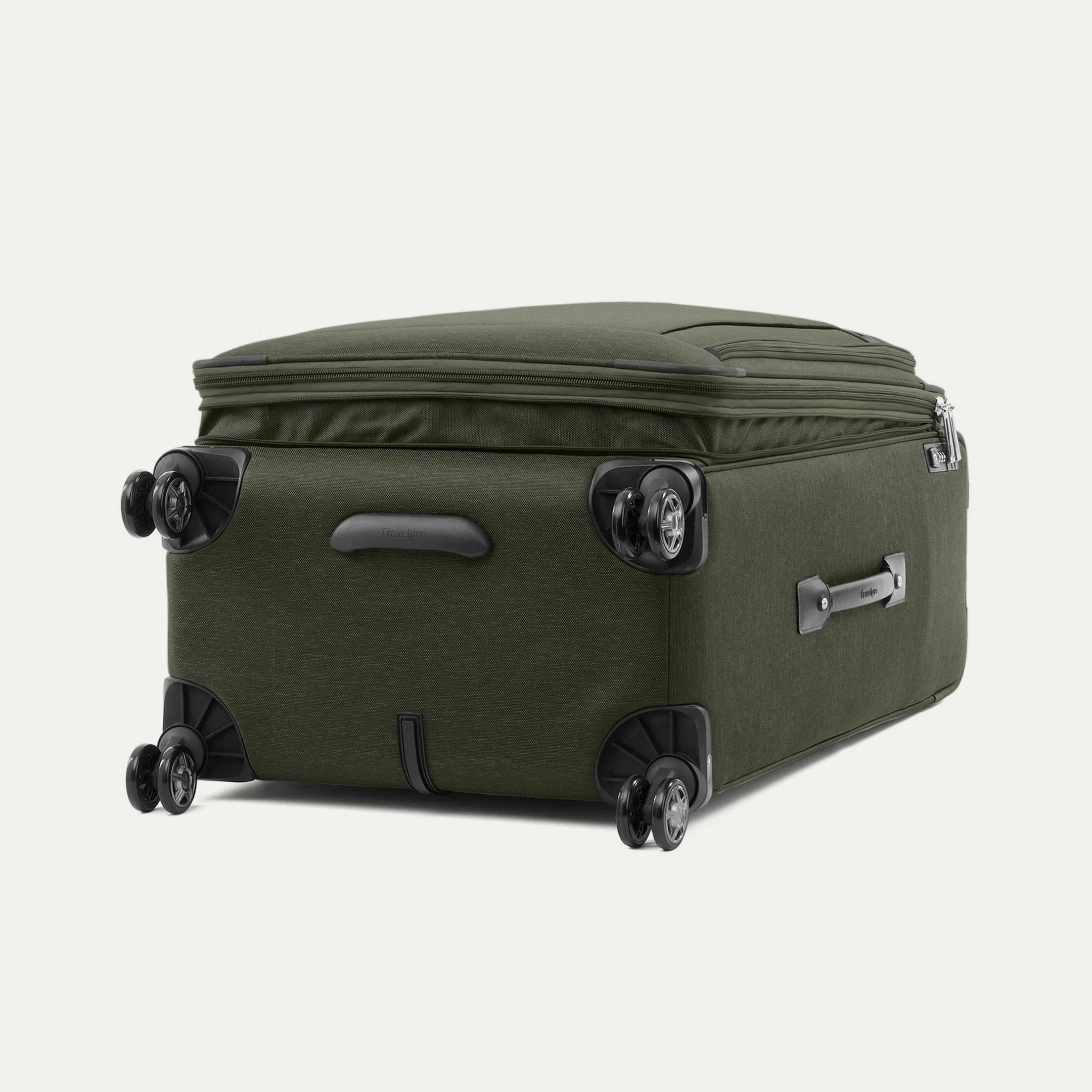 Platinum® Elite Large Check-In Spinner - Image 60