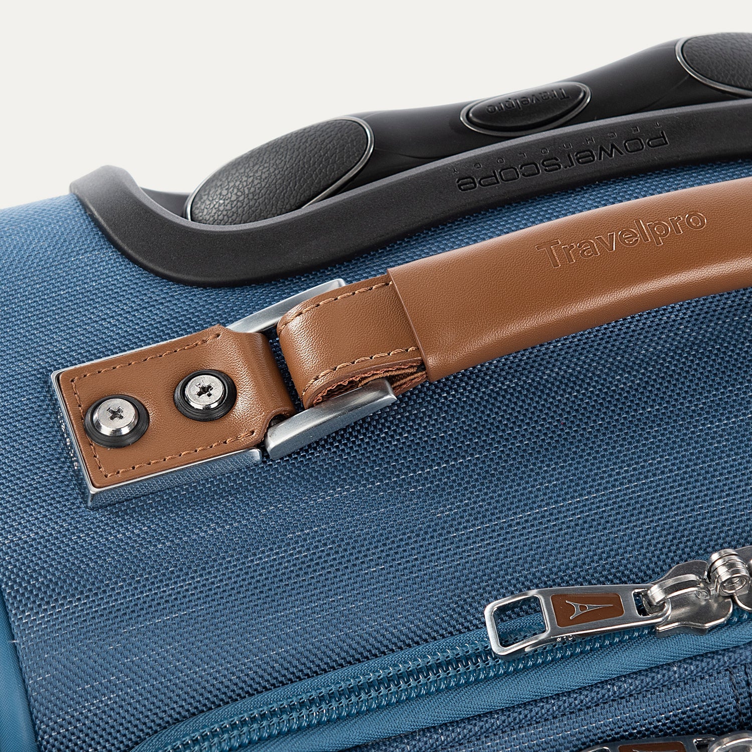 Platinum® Elite Carry-On / Medium Check-In Set - Image 19