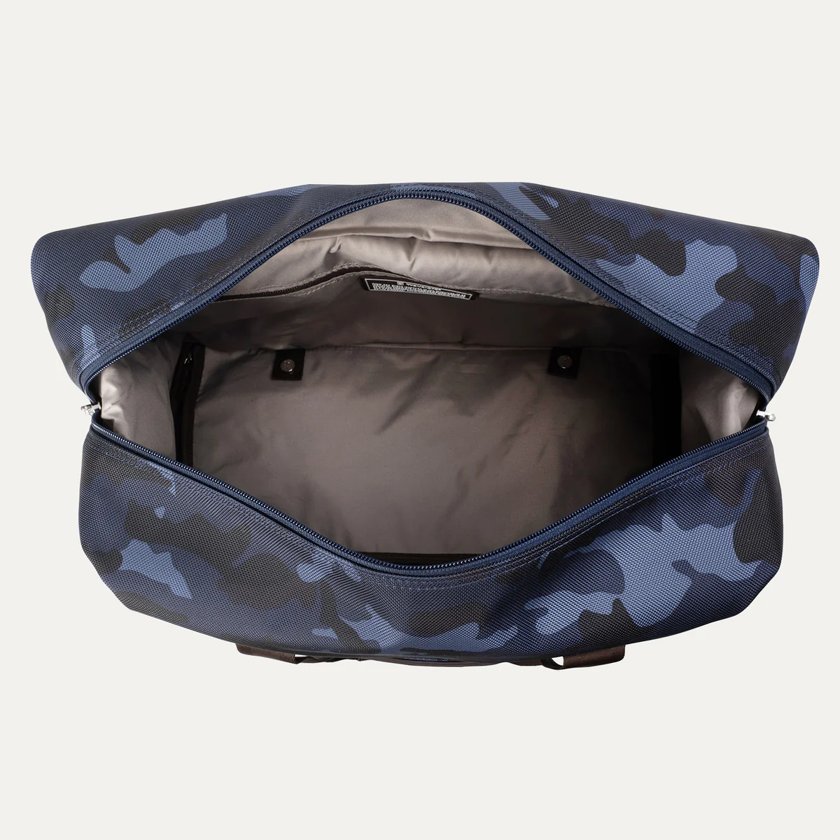 Platinum® Elite Drop-Bottom Weekender - Camouflage - Image 3