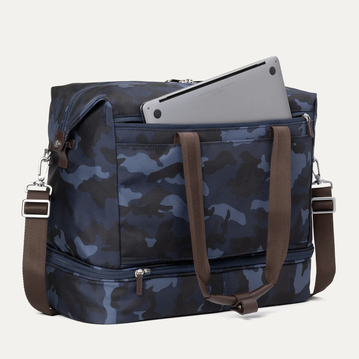 Platinum® Elite Drop-Bottom Weekender - Camouflage - Image 6