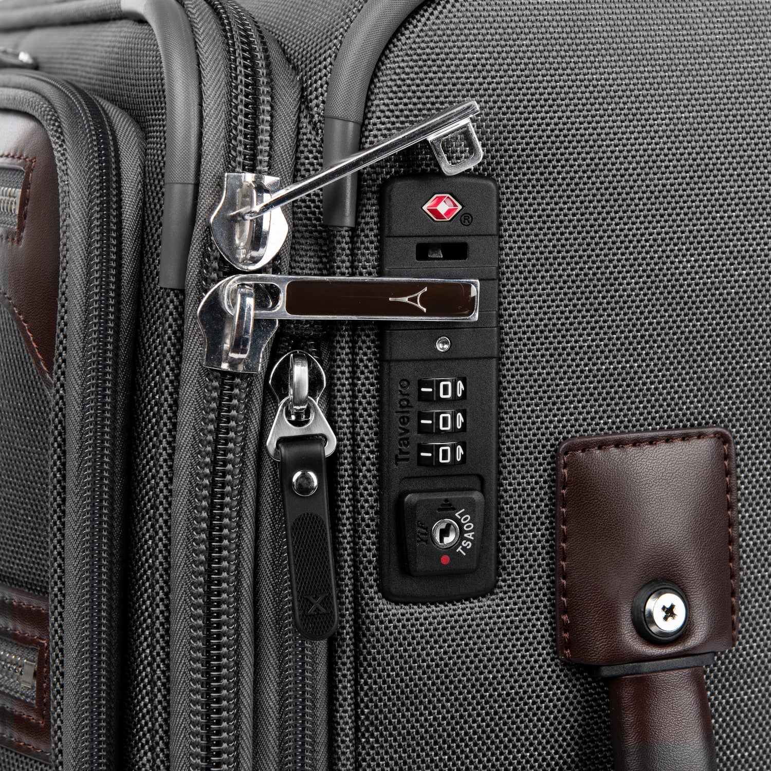 Platinum® Elite International Carry-On Spinner - Image 23