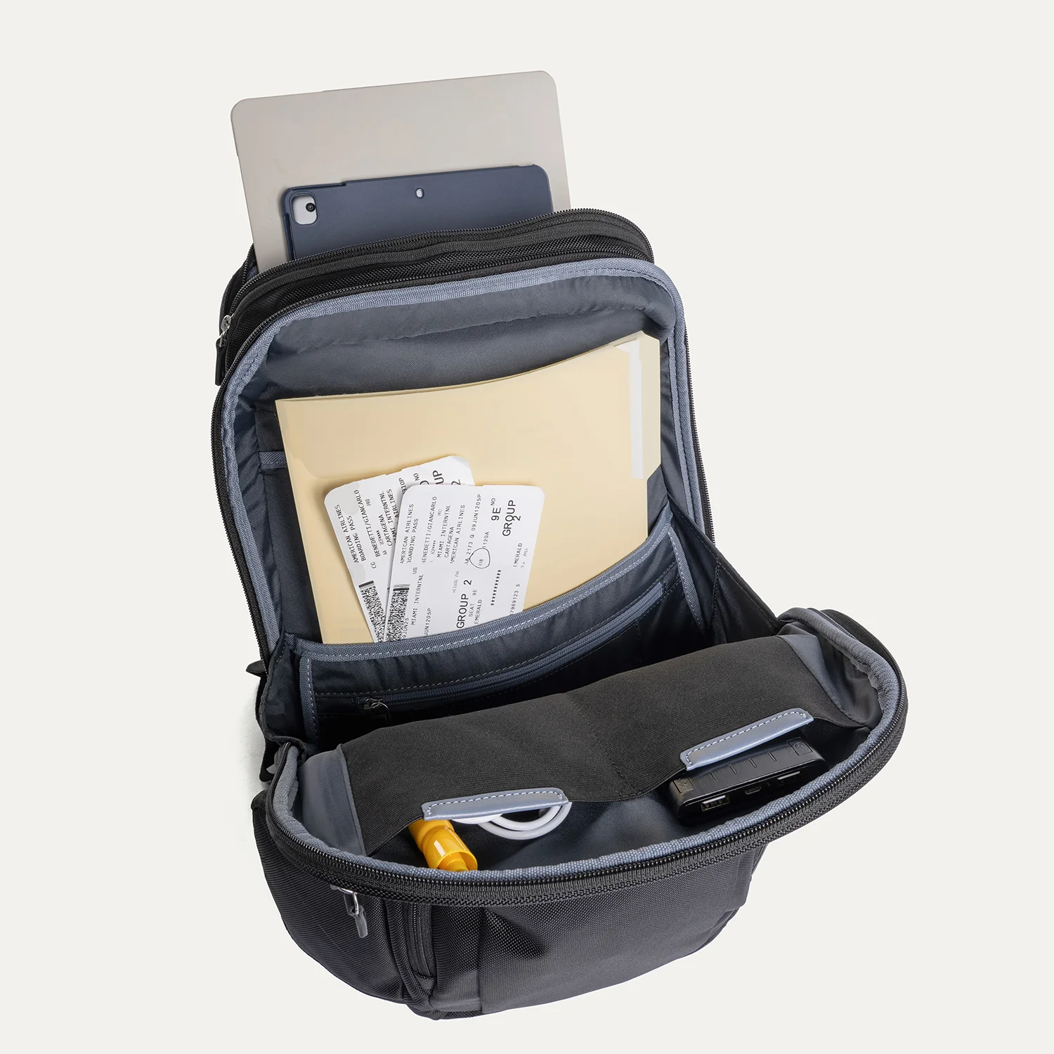 Business Trip Essentials - Platinum® Elite Backpack / Carry-On / Medium Check-In Set - Image 6
