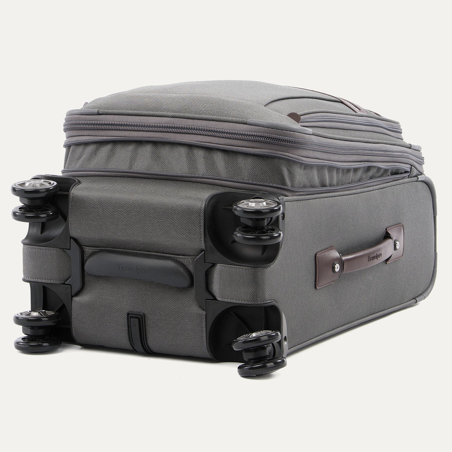 Business Trip Essentials - Platinum® Elite Backpack / Carry-On / Medium Check-In Set - Image 8