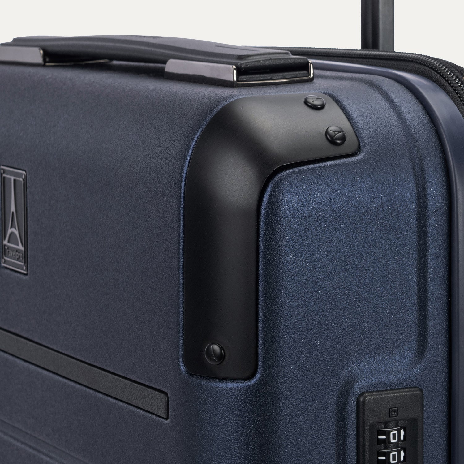 Platinum® Elite Carry-On Hardside Spinner - Image 20
