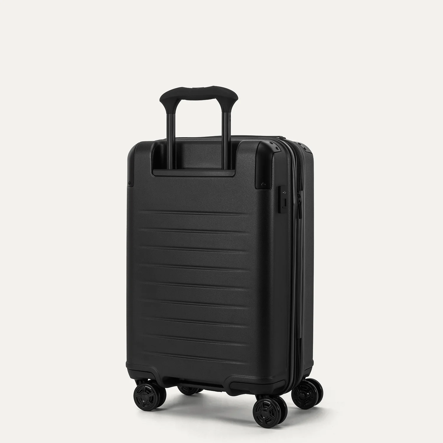 Platinum® Elite Carry-On Hardside Spinner - Image 30