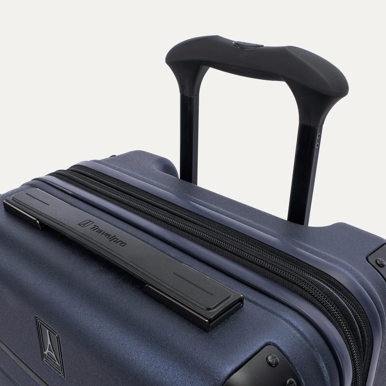 Platinum® Elite Compact Carry-On Hardside Spinner - Image 20