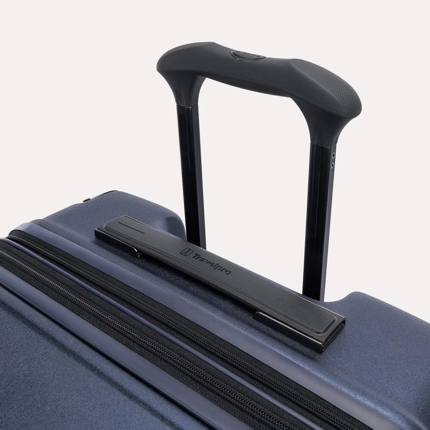 Platinum® Elite Large Check-In Hardside Spinner - Image 16