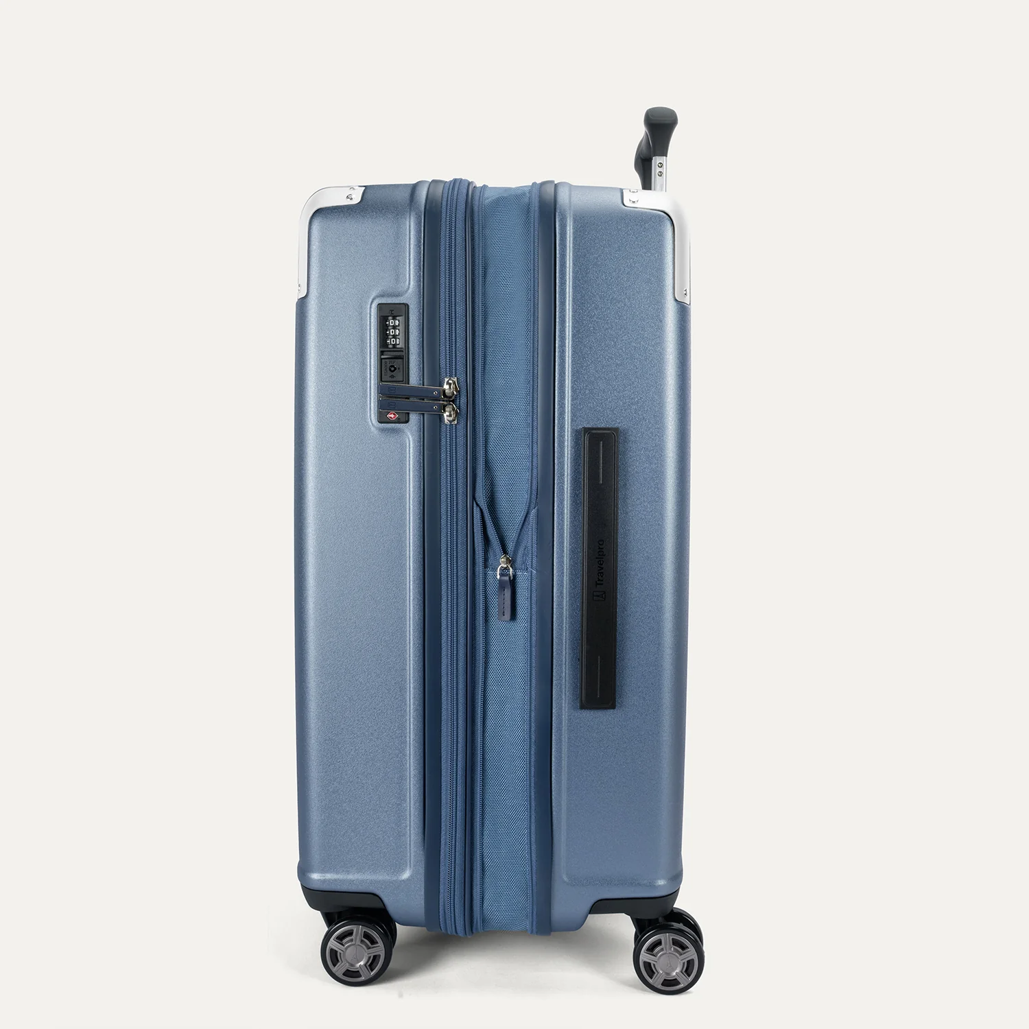 Platinum® Elite Medium Check-In Hardside Spinner - Image 10