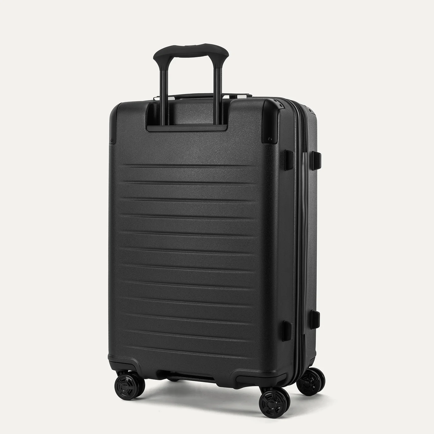 Platinum® Elite Medium Check-In Hardside Spinner - Image 26