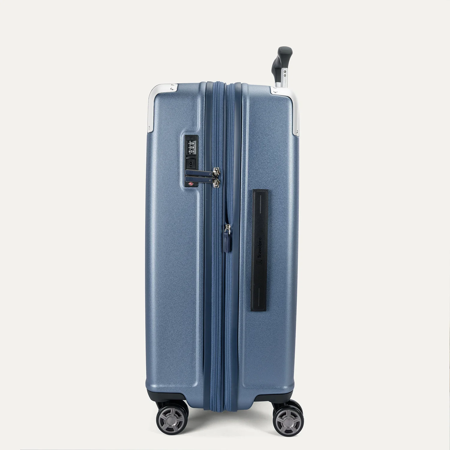 Platinum® Elite Medium Check-In Hardside Spinner - Image 9