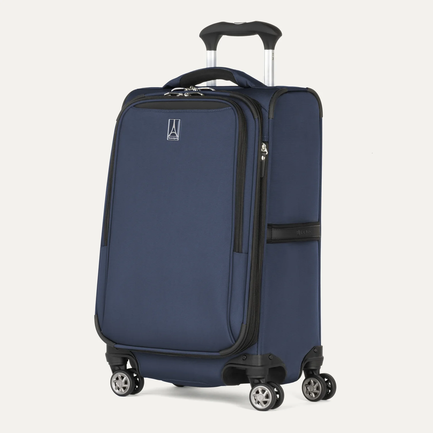 Roundtrip® Carry-on & Medium Check-in Spinner  Set - Image 31
