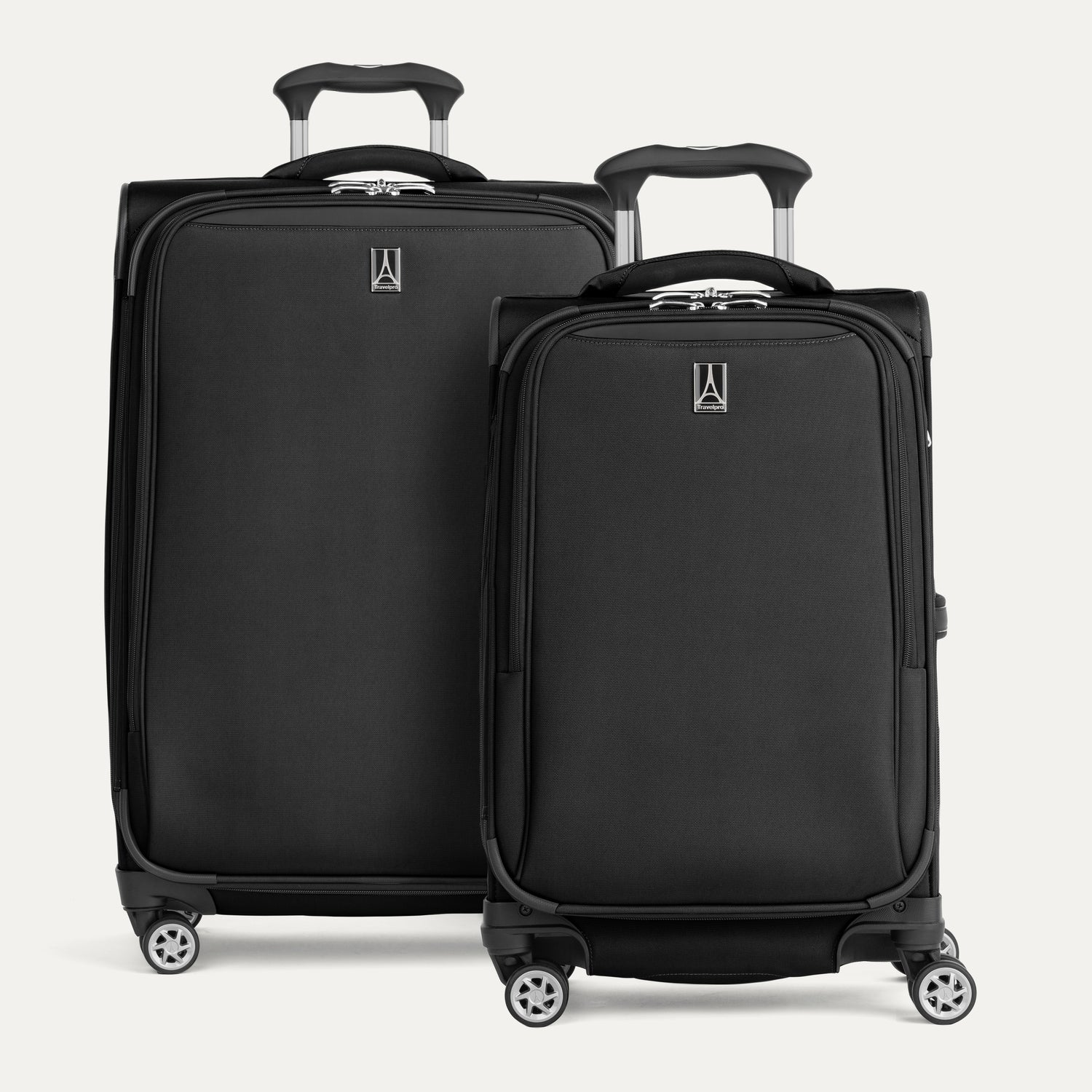 Roundtrip® Carry-on & Medium Check-in Spinner  Set - Image 9