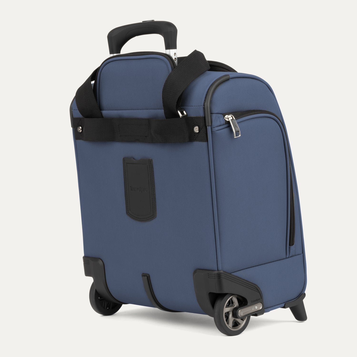 Roundtrip® Rolling UnderSeat Carry on - Image 11