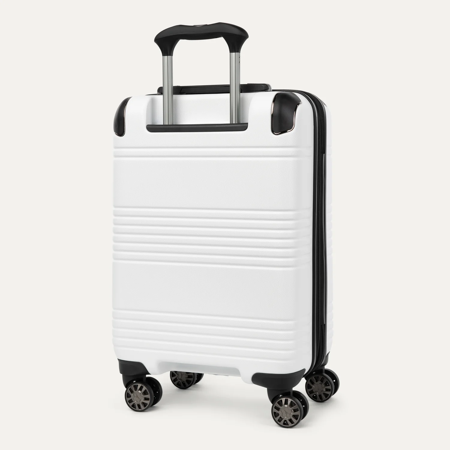 Roundtrip® Carry-On / Medium Check-In Hardside Set - Image 24