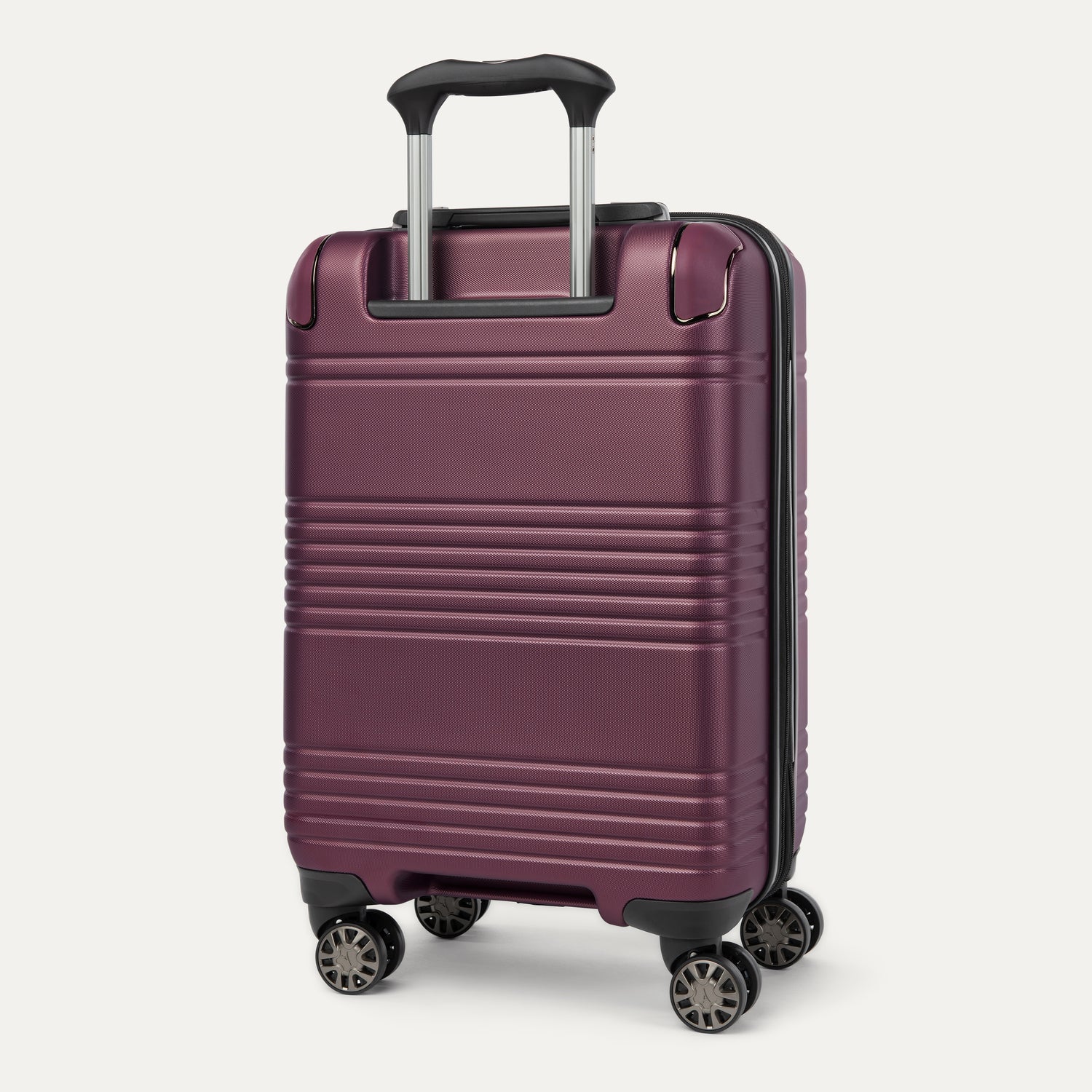 Roundtrip® Carry-On / Medium Check-In Hardside Set - Image 3